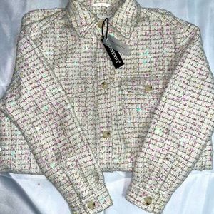 Grand entrance sequence coat